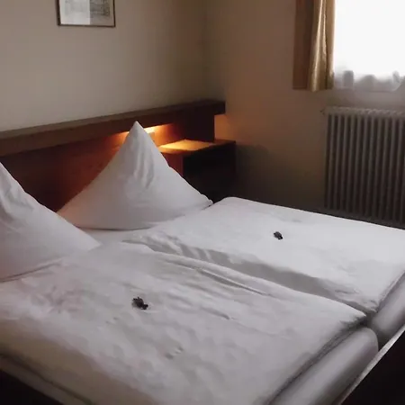 Finken, Gaestezimmer An Der Rench オッペナウ